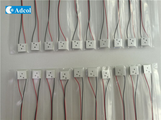 وحدات الحرارة الحرارية الصغيرة TEC Peltier مع 3 ثقوب للسيطرة الدقيقة على درجة الحرارة