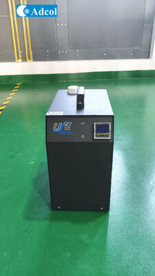 سخان سائل حرارة كهربائي مضغوط مع مصارف حرارة عالية الكثافة ومروحة اسم لتفريغ الحرارة في بيئات المختبر